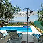 Velum Villa