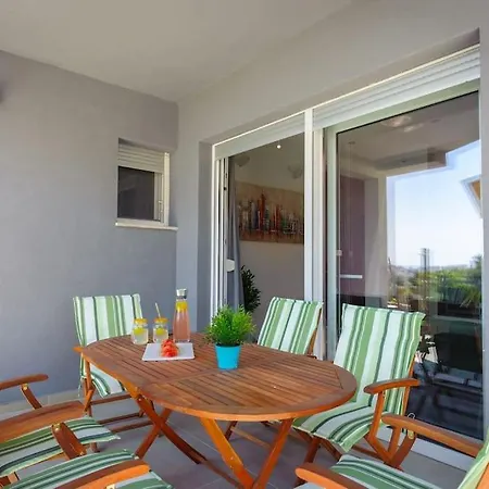 Velum Villa