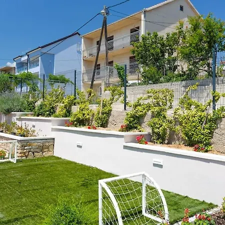 Villa Velum